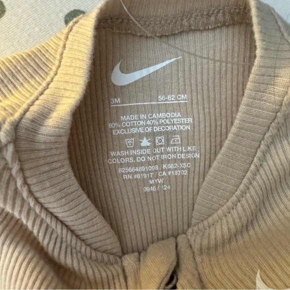 Nike one piece footed pajamas pjs baby infant - Picture 3 of 4